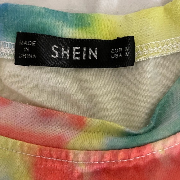 Shein Alien print Tie Dye
Size - M
Will iron before shipping - Picture 3 of 3